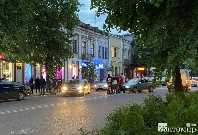 Житомир инфо последние новости. Житомир проспект незалежности 172. Житомир проспект незалежности 172. Житомир инфо. 22.