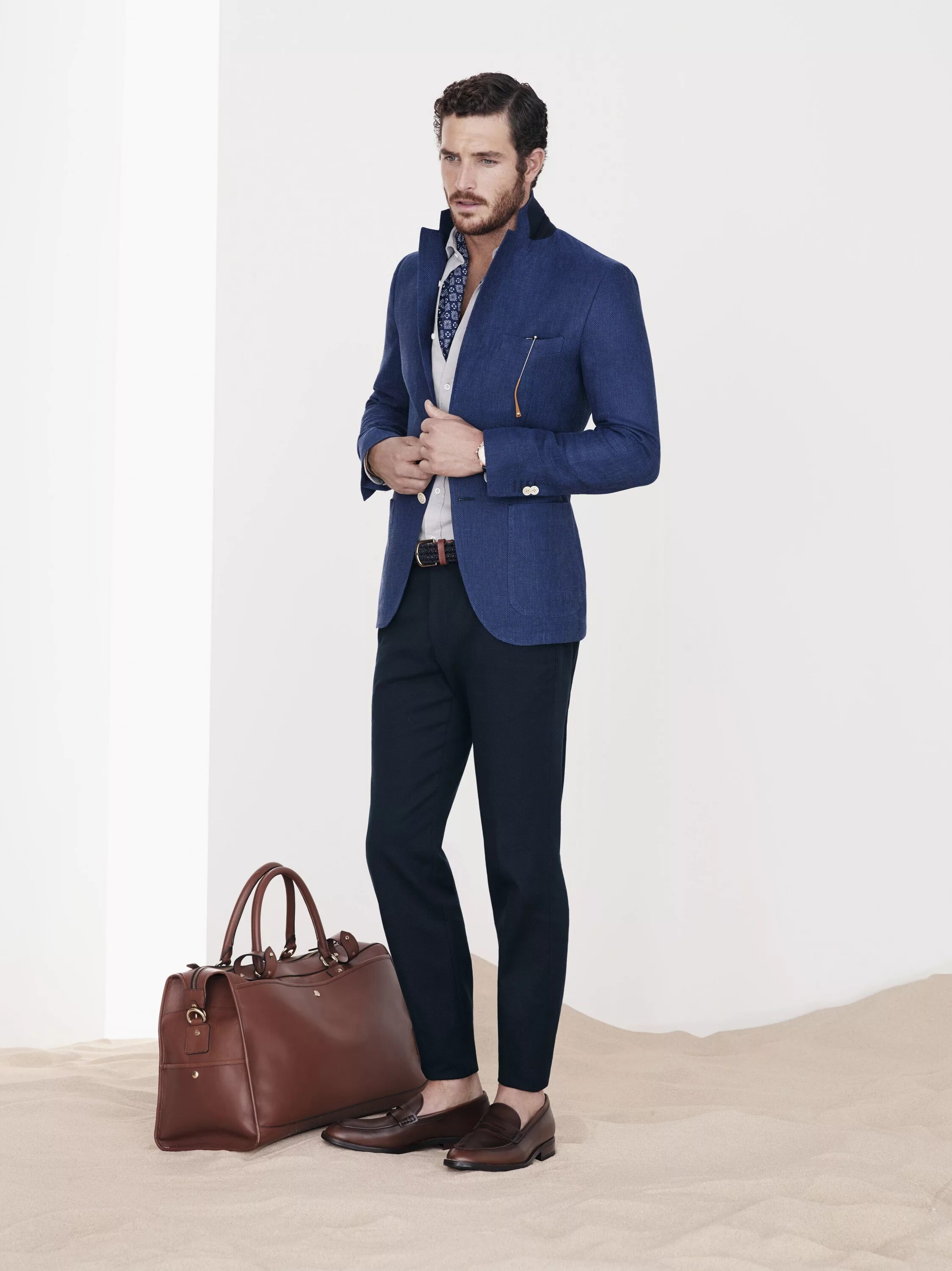 Какой пиджак подойдет к синим брюкам. Костюм массимо дутти синий. massimo dutti пиджак мужской синий. массимо дутти темно синий пиджак и брюки. темно-синий пиджак мужской.