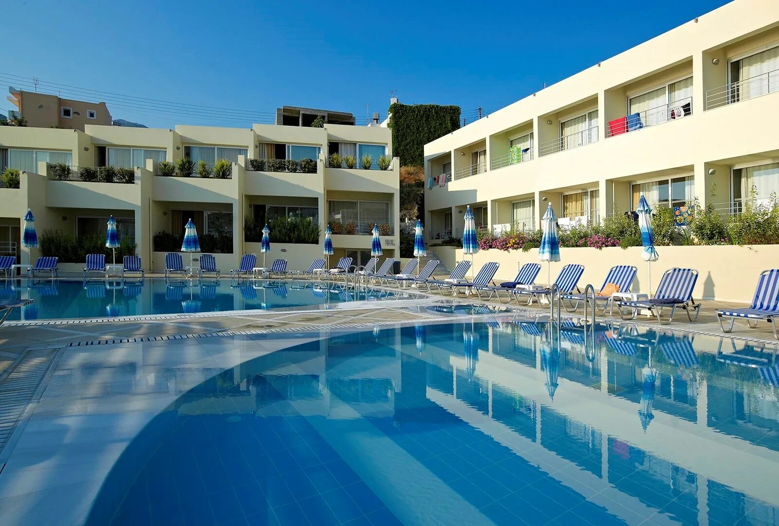 Бали бич отель крит. Bali beach 4. Bali beach 4. Гранд бали бич. Bali beach 4.