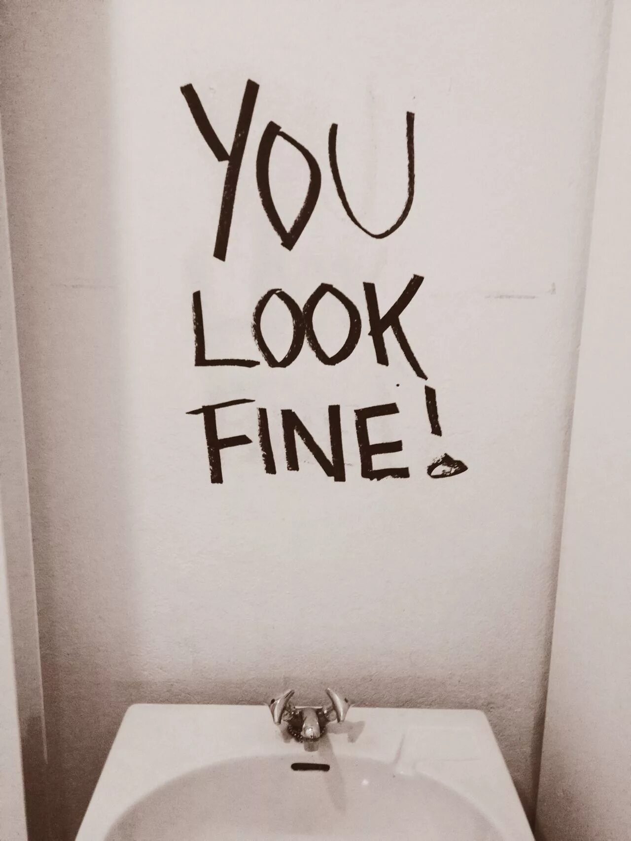 You know you look so good. You look Fine. You look Fine Mirror. You look so Fine. You look you.