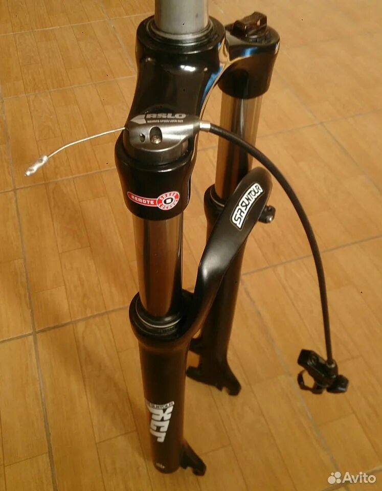 Регулировка отскока rock shox. Регулировка вилки велосипеда preload. Отскок вилки велосипеда. Крутилка отскока rock shox. Вилка rock shox judy tk.
