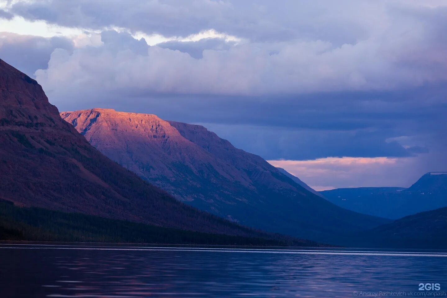 The surreal Putorana Plateau east of the Yenisei River Yenisei river, Amazing su