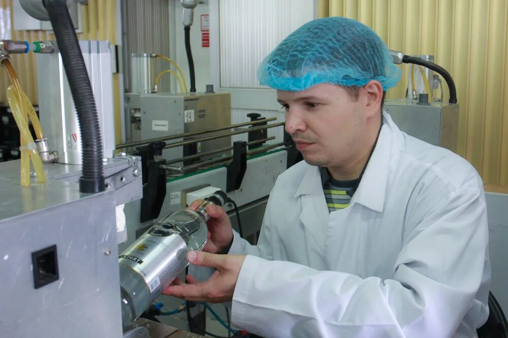 собрание на ликероводочном заводе