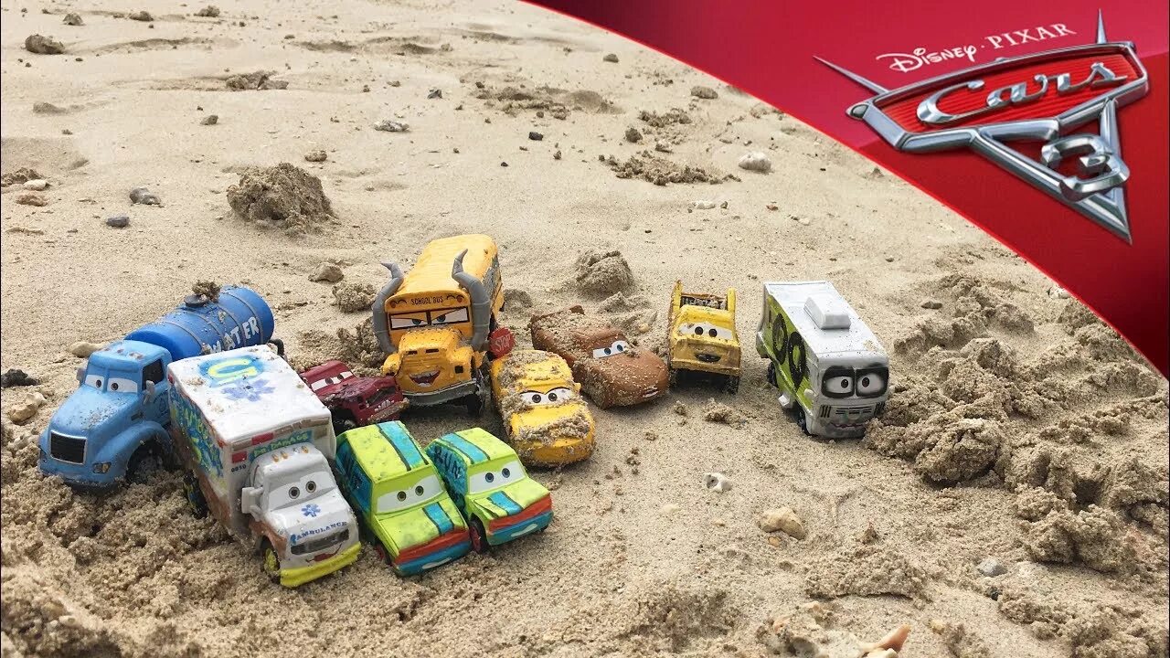 Cars 3 8. Cars 3 овраг грома машинки. Арви Тачки 3. Тачки 3 молния Маккуин овраг грома. Тачки 3 гонщики оврага грома.