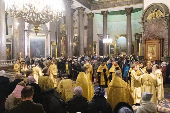 молебен варсонофию. богослужение молебен. молебен с водосвятием. молебен на новый год. богослужение в храме германии первоклашкам.