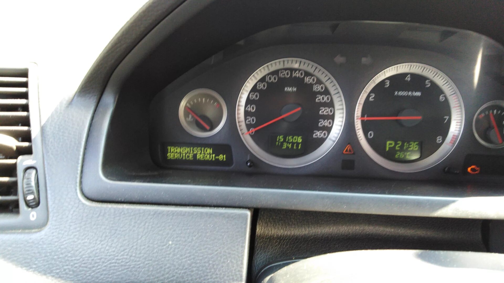 Хс90 ошибка 42. Ошибка 104 вольво xc90. 1517 ошибка вольво xc90. p200600 ошибка volvo xc90. ошибки volvo xc90.