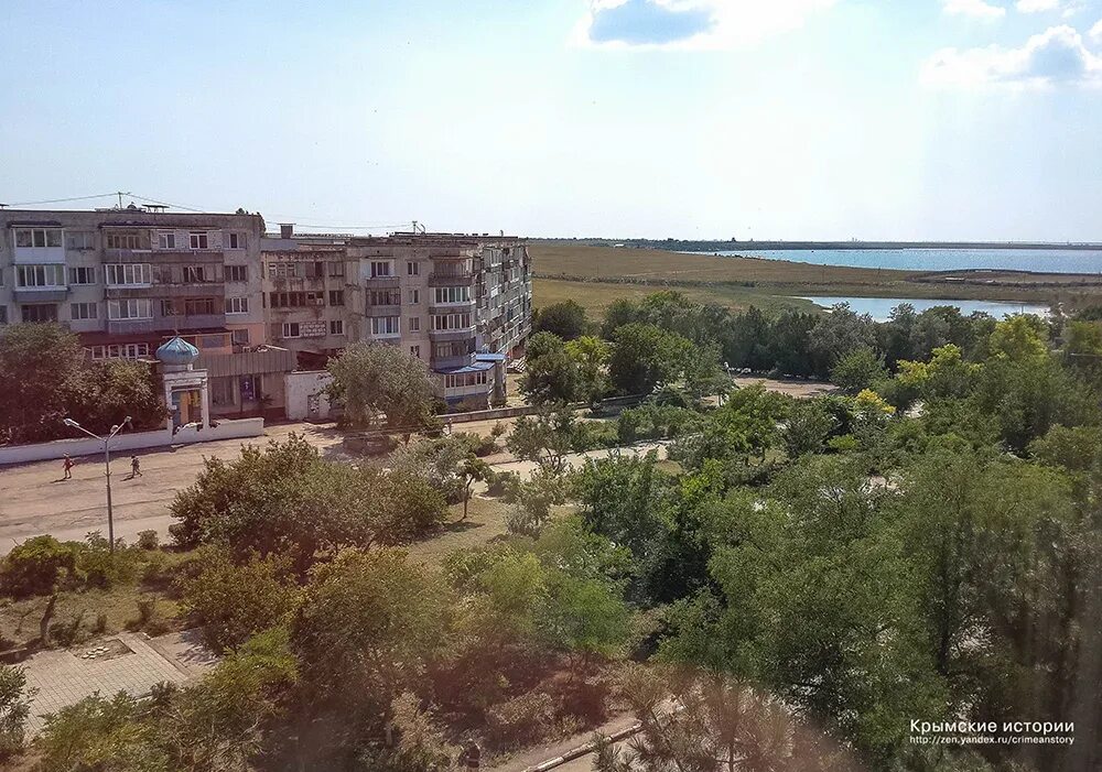 File:Новоозёрное3.JPG - Wikimedia Commons