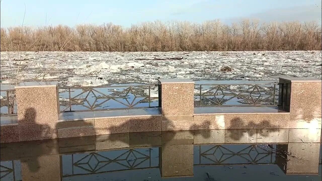 Праздники в казахстане 2023. Уральск 2023. Наурыз в казахстане. Ледоход на волге 2023. Мари праздники 2023г казахстан.