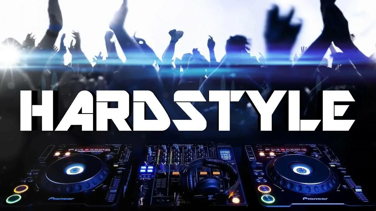 Hardstyle bass. Девушки Hardstyle. DJ В стиле Hardstyle. Hardstyle обои. Hardstyle фото.