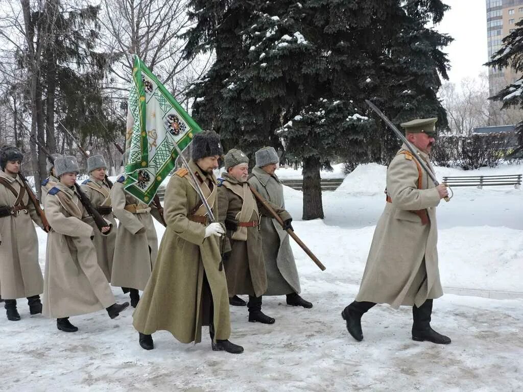 Военные праздники россии февраль. Военные праздники. 21 Февраля военный праздник. Праздник в армии. Военные праздники в январе.