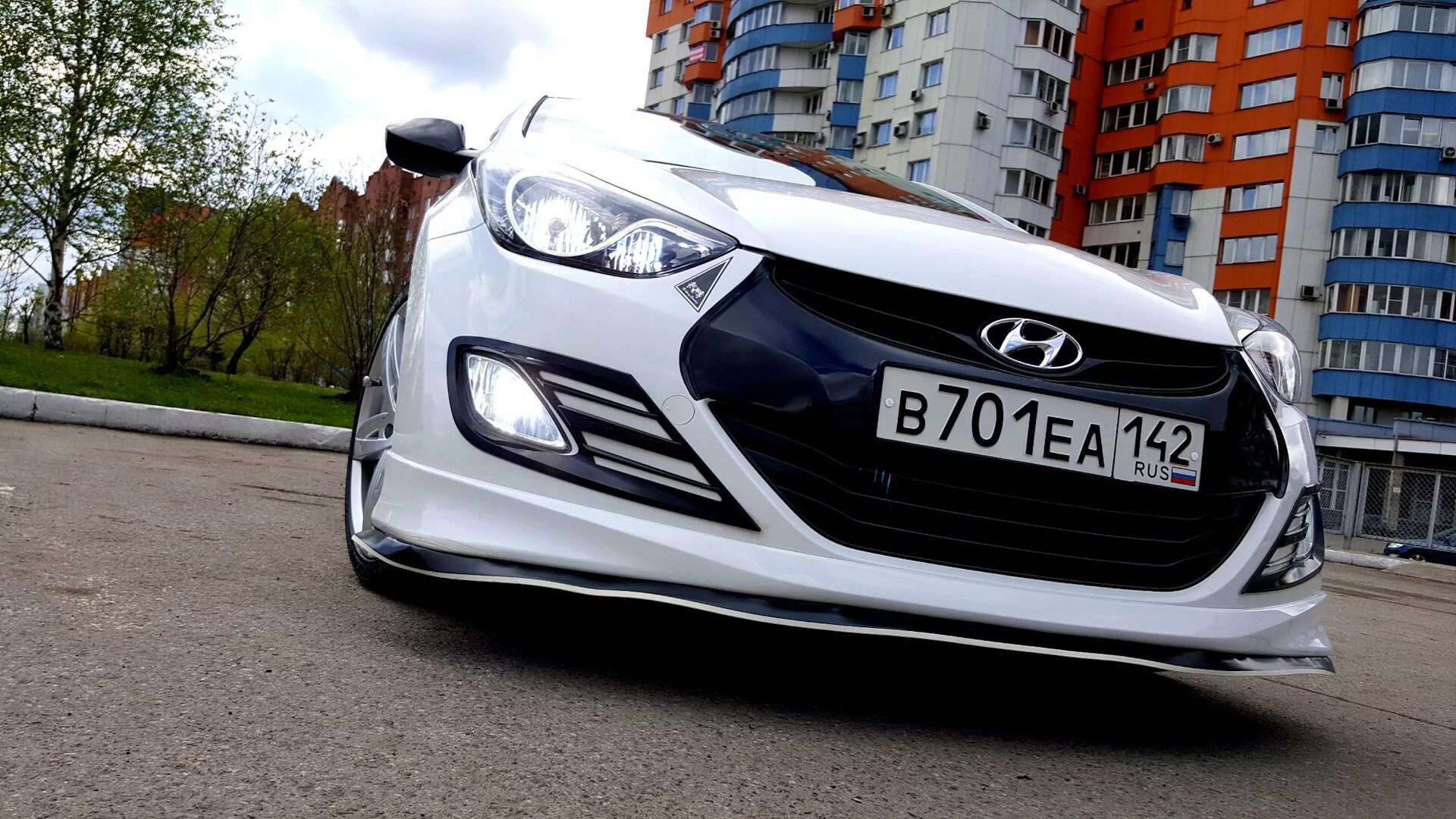 Бампер хендай ай 40. Элантра i40. бампер hyundai elantra. хендай ай 40 передние парктроники. бампер элантра 5.