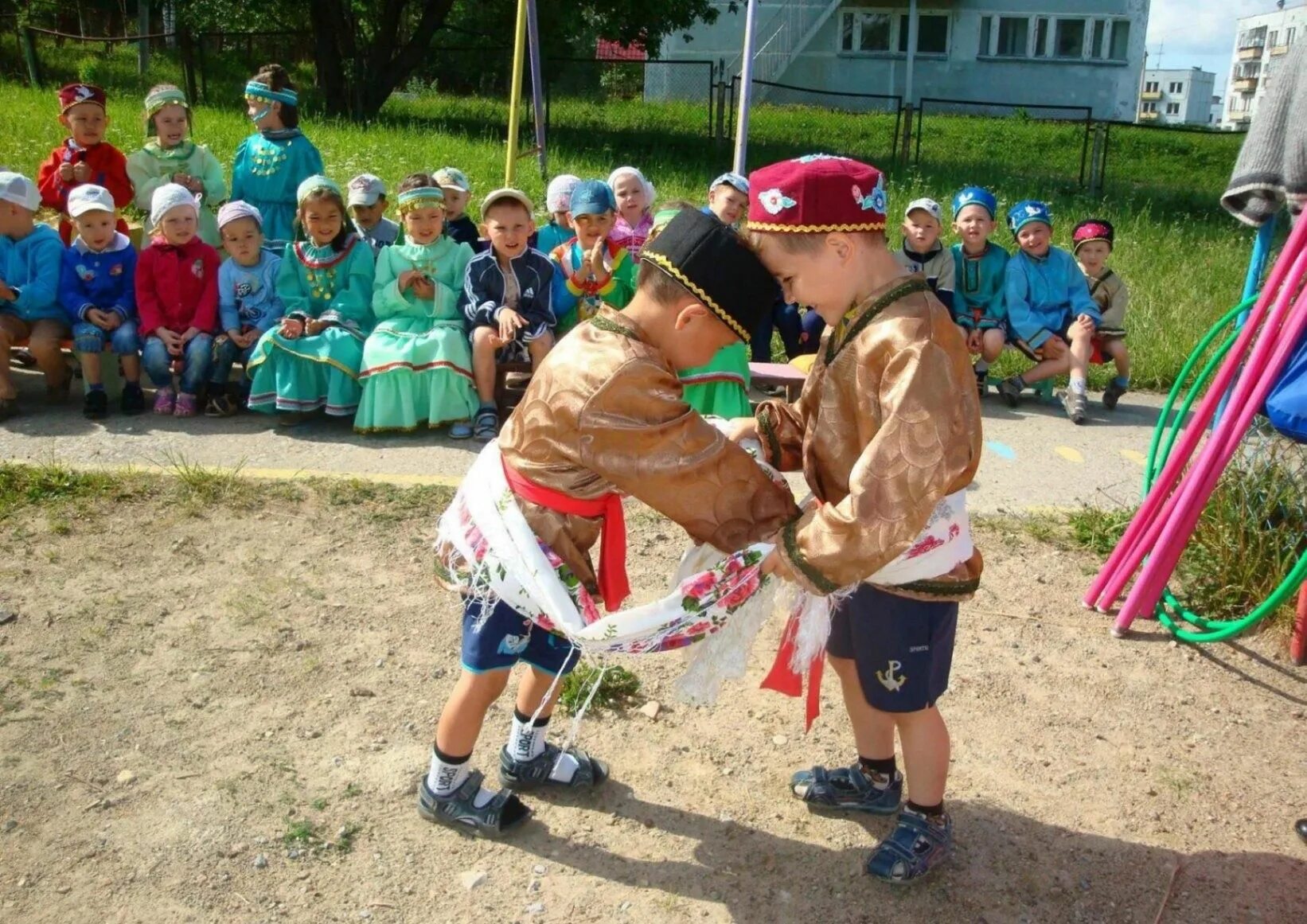 У многих народов есть игры. Традиционные игры. Народные игры. Народные традиционные игры\. Народные игры для детей.