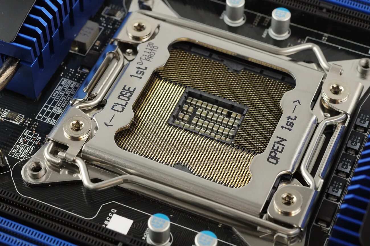 Процессора Intel Socket 1155. Сокет LGA 1155. Сокет под Интел. Материнская плата Интел сокет. Открыть сокет