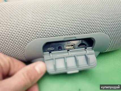 Jbl charge флешка