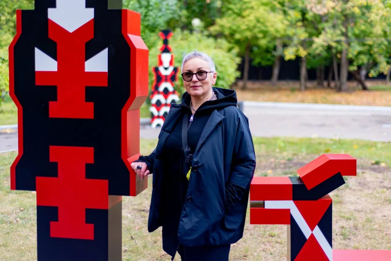 Фестиваль здесь. Фестиваль здесь. Арт объект. День независимости беларуси концерт 2023. Eloy band альбомы.