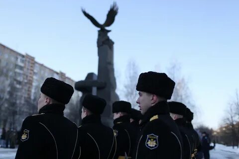 Доблестным сынам отечества