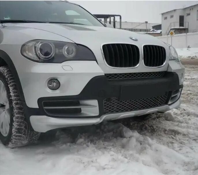 Х5 е70 дорестайлинг. BMW x5 e70 дорестайлинг. Бампер BMW x5 e70. БМВ х5 е70 дорестайлинг. БМВ х5 е70 до Рестайлинг.