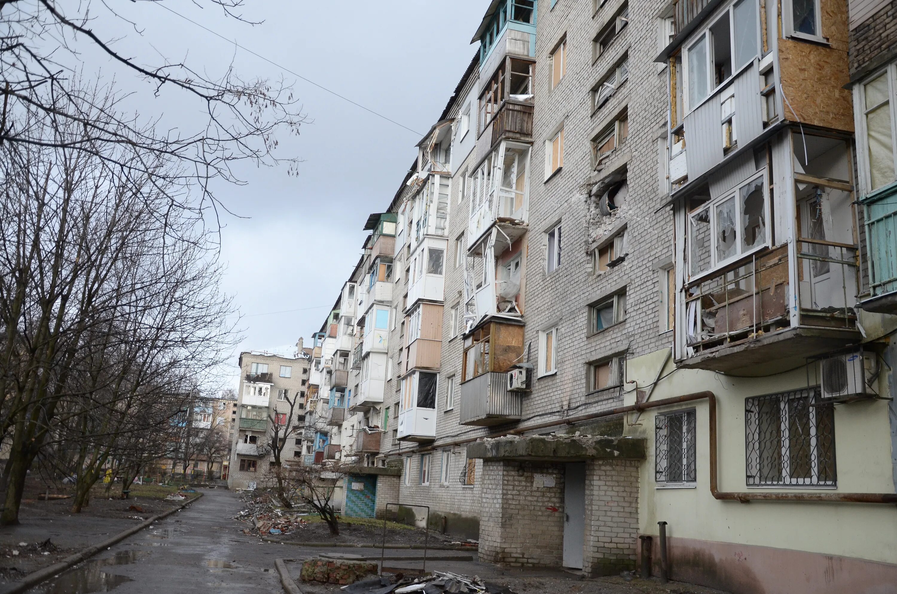 Донецк микрорайон Октябрьский. Микрорайон Октябрьский Пермь. Октябрьский 40 микрорайон. Донецкмикрорайонокябрьский.