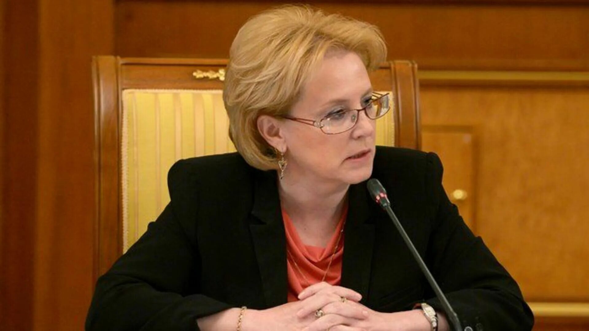 Министр здравоохранения РФ В 2002. Министерство здравоохранения рф 2015