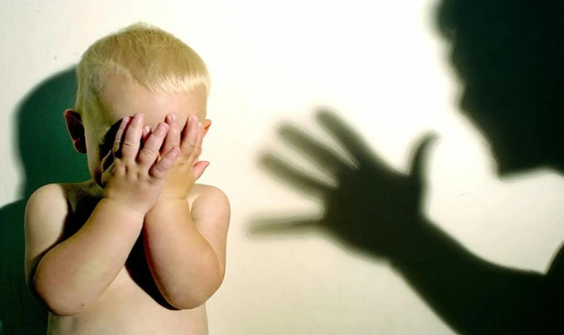 Психологическое насилие в семье. Семейнобвтовое насилие. Жесткое обращение с детьми. Издевательства в семье. Издевательства в семье.