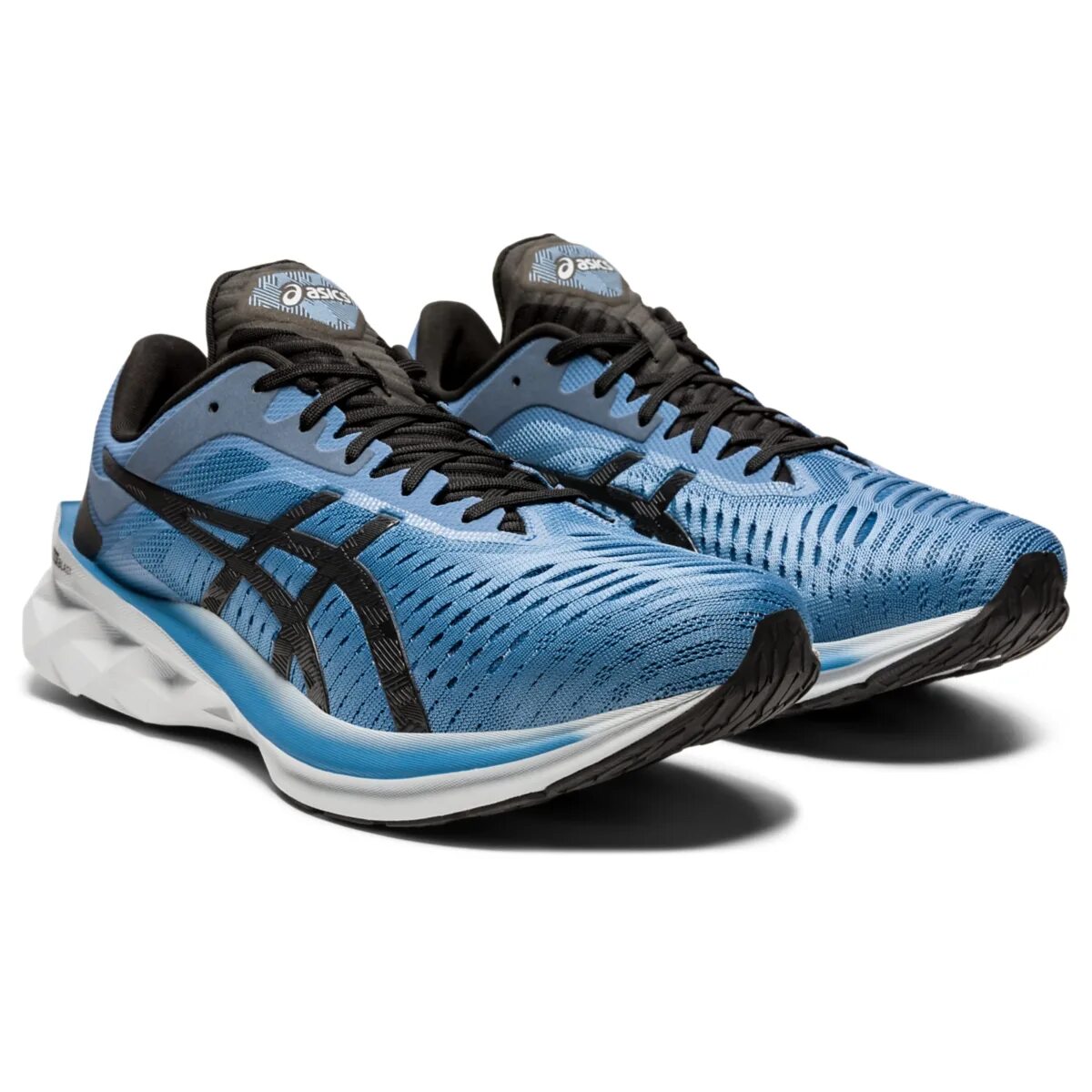 Asics кроссовки novablast. ASICS Novablast. Асикс Nova Blast. ASICS Nova Blast мужские. Кроссовки ASICS Nova Blast.