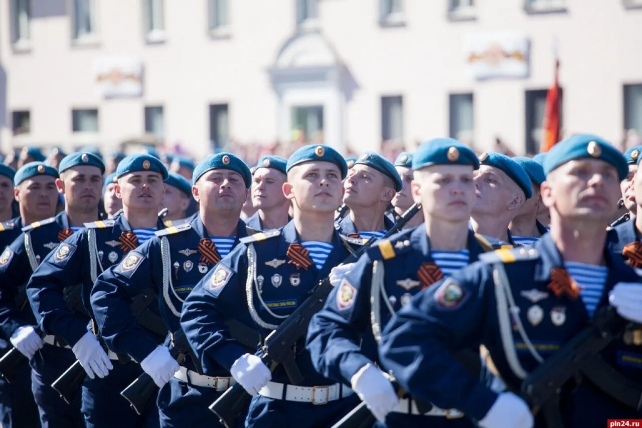 Город псков какие войска. Псков армия. Какие войска в Пскове. Псков какие там войска. Какие войска есть в Пскове.