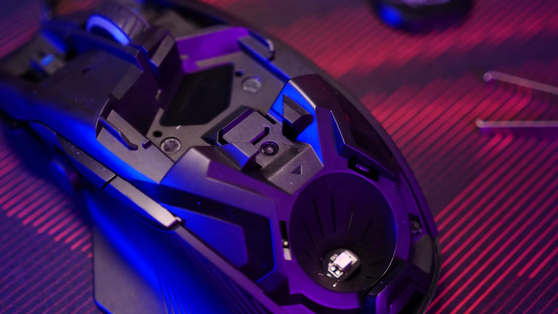 Наушники asus rog delta core. Asus rog chakram core. Rog core. Asus chakram. Мышь проводная asus rog gladius ii core.