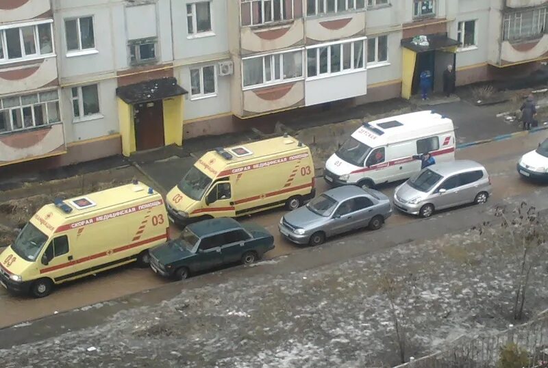 Переулок пилотов брянск. Переулок пилотов 5 брянск. переулок пилотов 18 брянск.