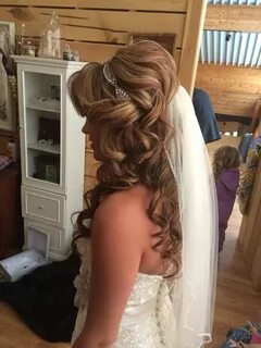 свадебный хвост прическа с фатой