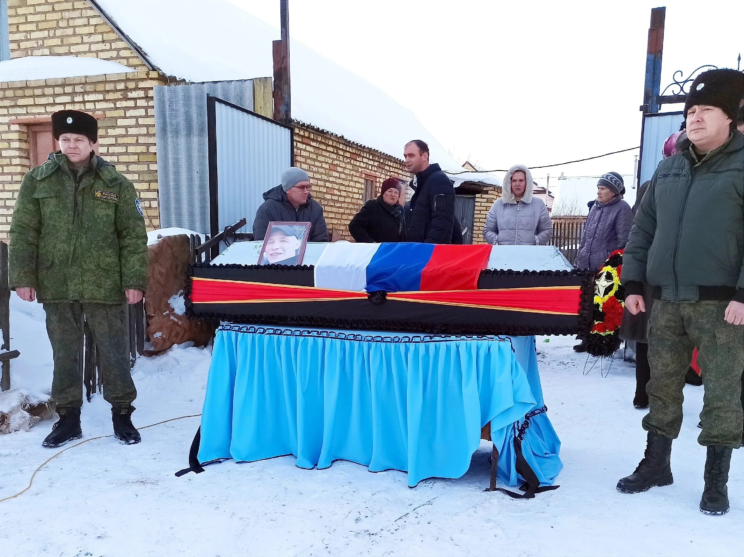 Новости сво 18.03 24. В Оренбургской области простились с погибшими сво. Простились с погибшим в ходе спецоперации.