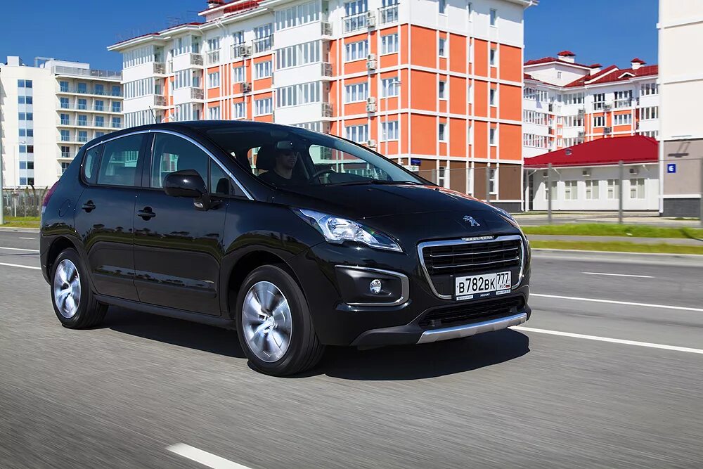 Peugeot 3008 2014. Пежо 3008 2 Рестайлинг. Пежо 3008 1 поколение. Пежо 3008 Рестайлинг.