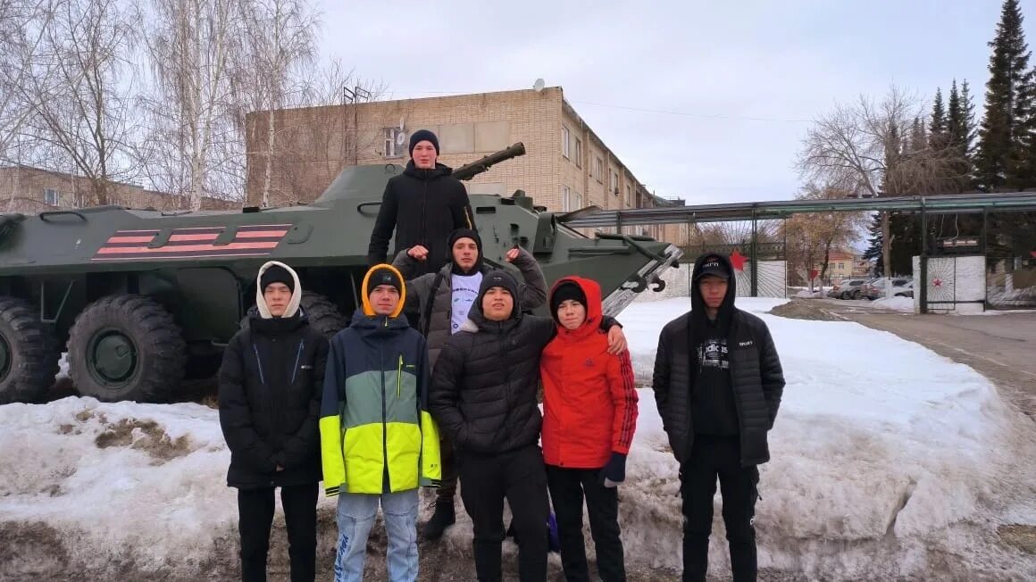С днем пограничника. Учалы. Учалы ветераны боевых действий. Новая школа в учалах. Новости башкортостана г учалы.