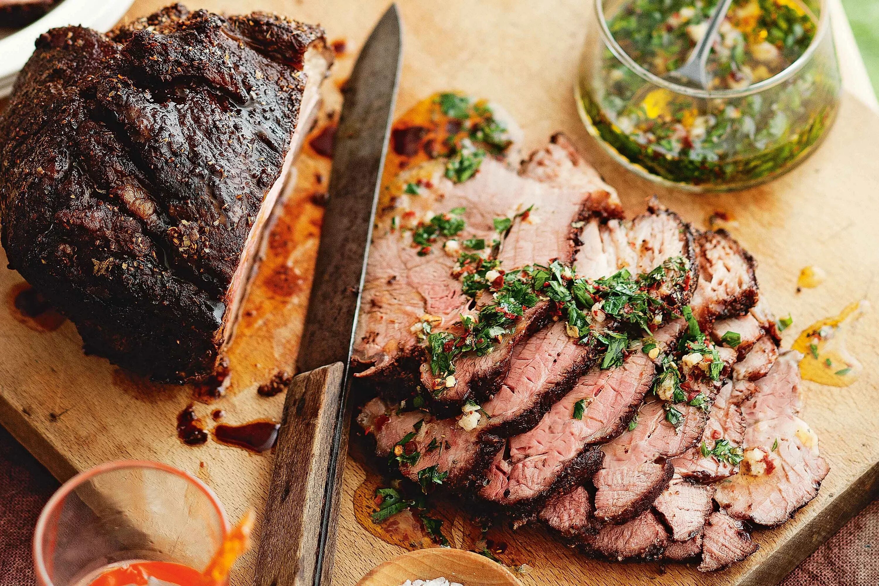 Буженина домашняя. Мясной рулет из свинины. Телятина в духовке сочная. Стейк медиум прожарки. Нежирная говядина.