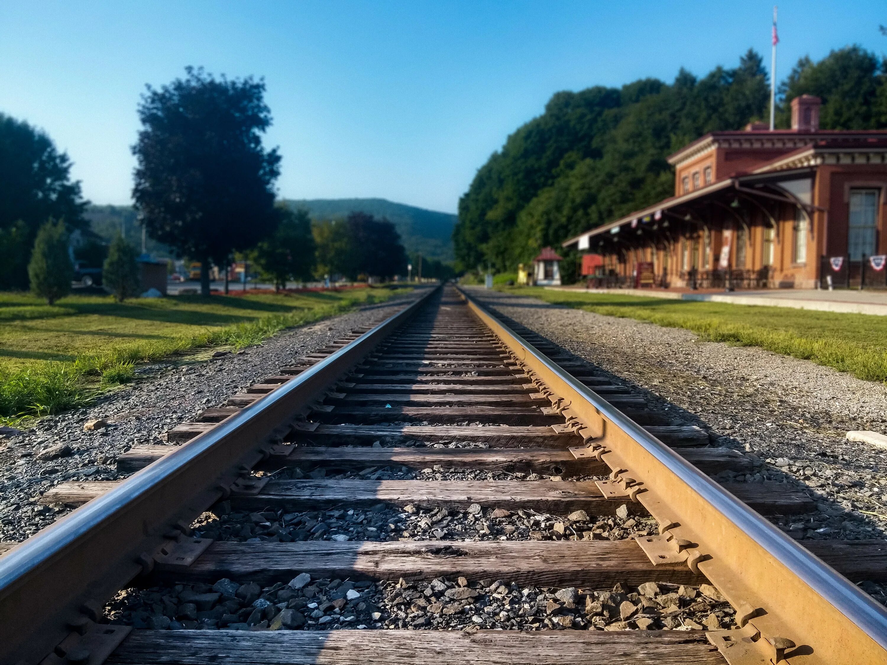 Train Railway железная дорога. Гессен железная дорога. Рельсы. Красивые ЖД пути.