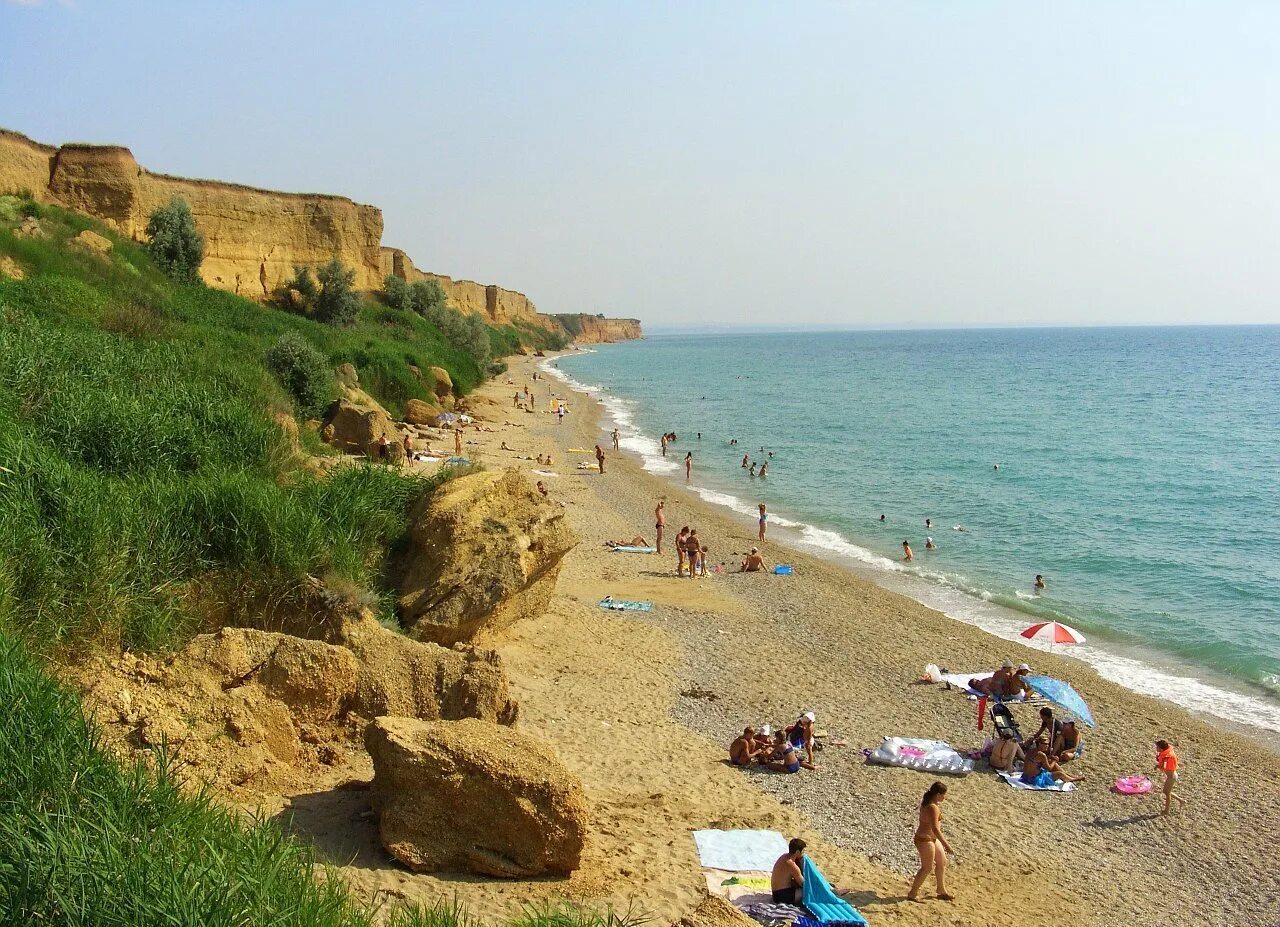 пляж поселок орловка севастополь. алушта горы кипарис. кипарисное алушта. орловка севастополь. кипарисы ялта море.