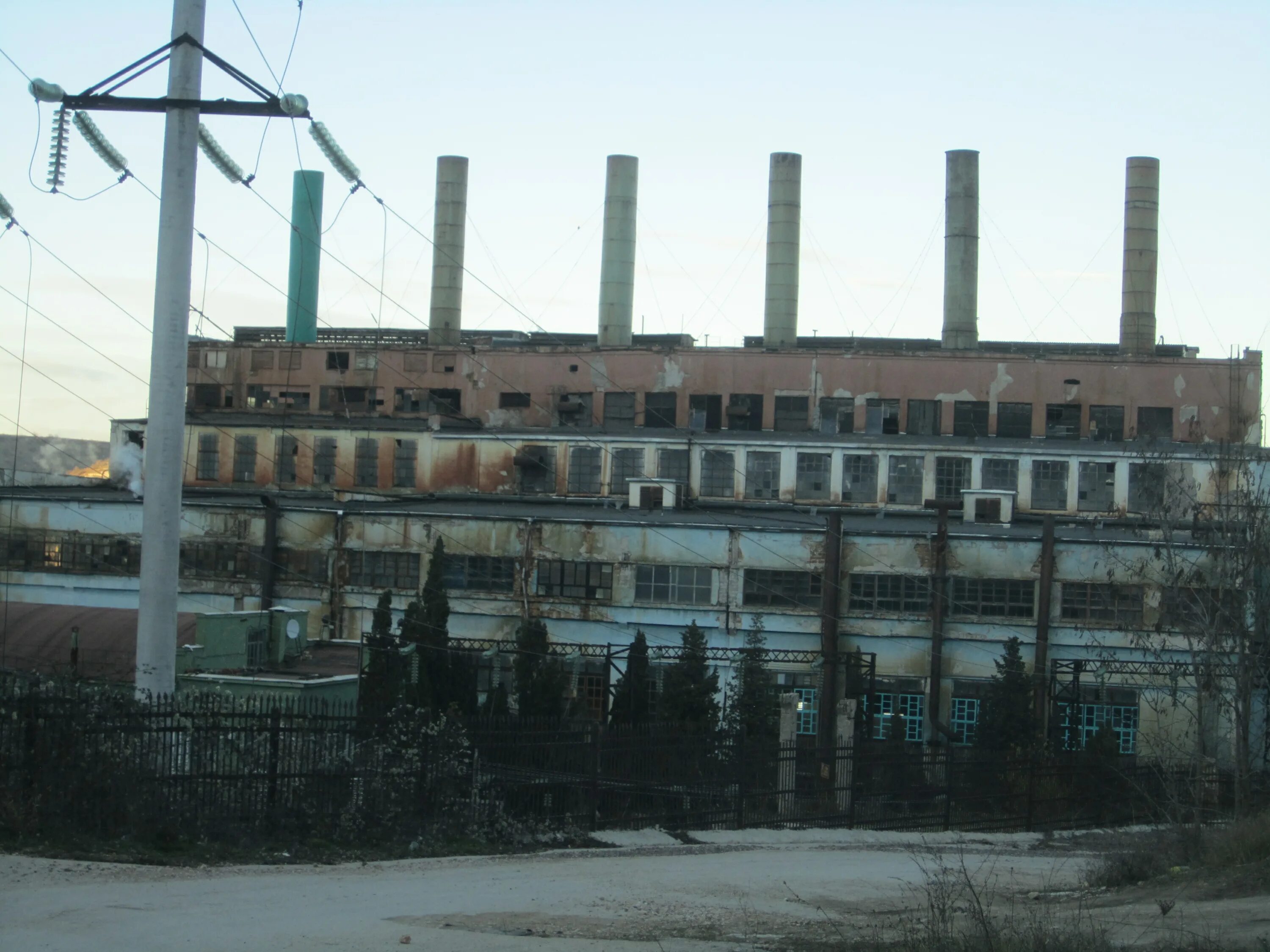 Севастополь грэс горячка. Севастопольская и симферопольская пгу тэс. Балаклавская тэц севастополь. Балаклавская пгу тэс. Севастополь тэц.
