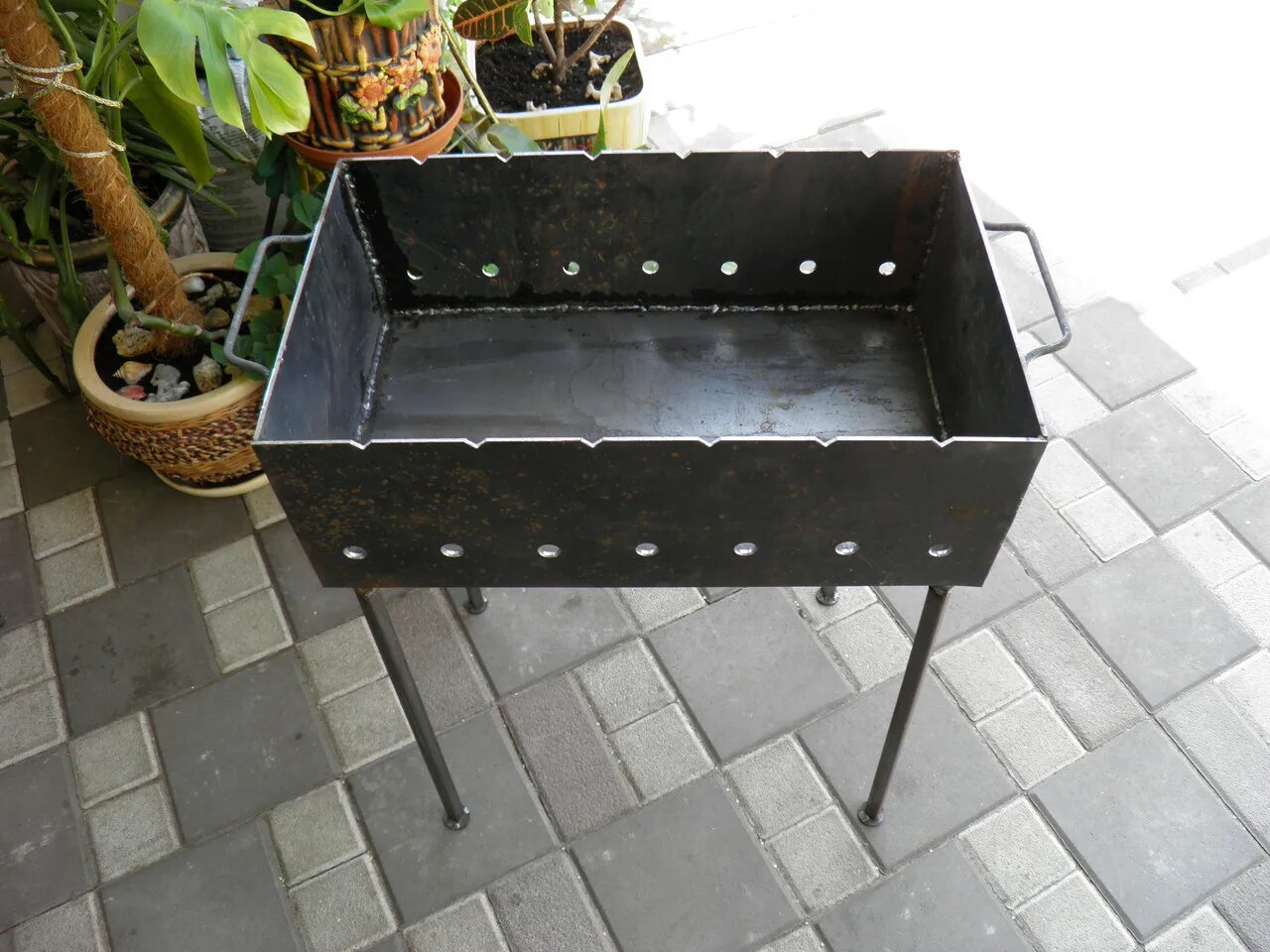 Сварка мангала из металла. Мангал толщина металла 4 мм. Мангал складной + коптилка. Сварка мангала. Мангал v7189/1.