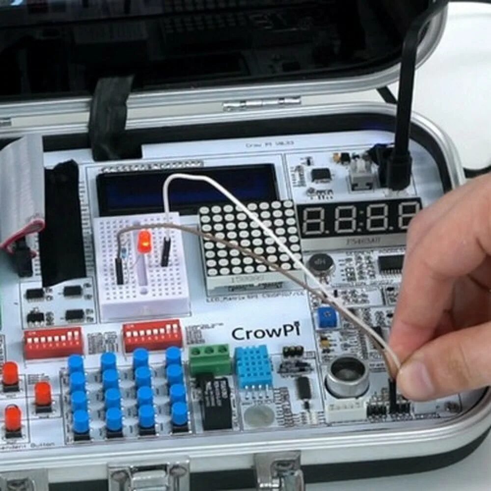 Advanced kit. Stem. elecrow crowpi advanced kit. gdiff advanced kit. crowpi.