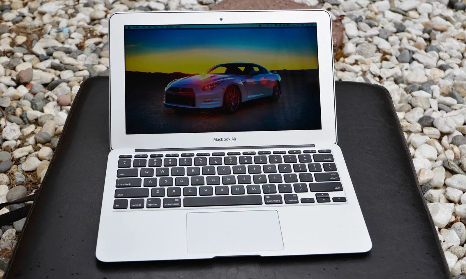 MacBook Air "Core i7" 1.8 13" (Mid-2011) 1.8 GHz Core i7 (I7-2677M)- PCMaster Pr