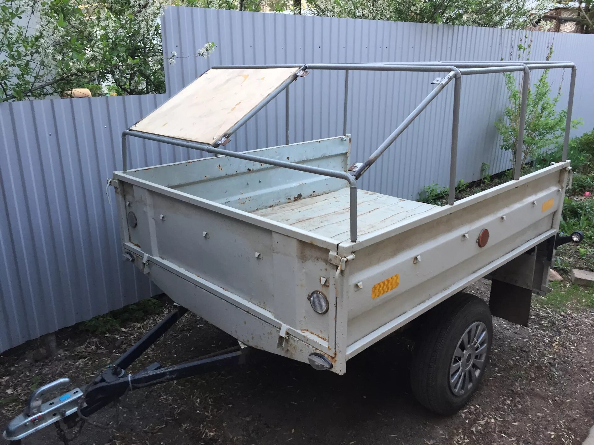 Прицеп-фургон легковой 3791м3 мткл 33-16-1725. Прицеп тонар 8168. Прицеп легковой 8285-12. Прицеп чмзап 5212. Прицепы хакасия.