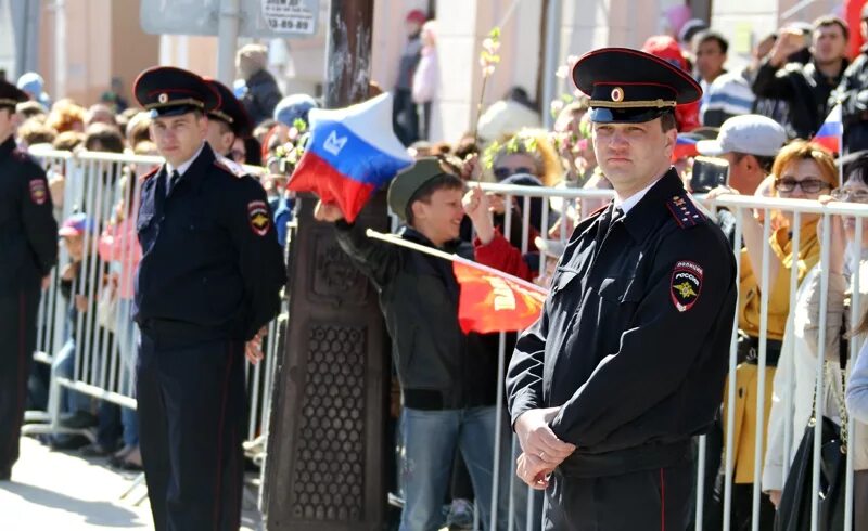 Поддержание и охрана общественного порядка. Полиция на мероприятиях. массовые мероприятия полиция. охрана общественного порядка. охрана общественного порядка картинки.