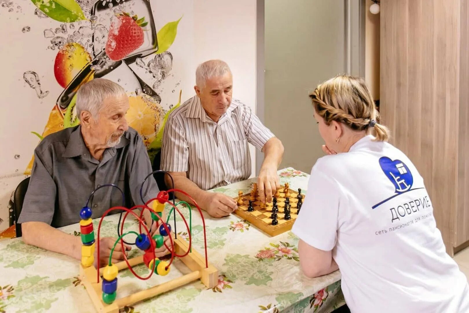 Развлечения для пожилых. Занятия для пожилых. Игрушки для пожилых людей. Организация досуга для пожилых. Игровая терапия для пожилых людей.