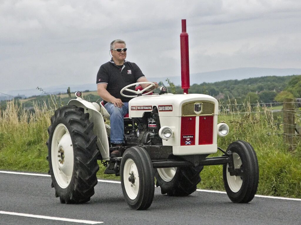 David browning. Дэвид Браун трактор. David Brown 1221. Tractor - David Brown 25. Трактор i32.