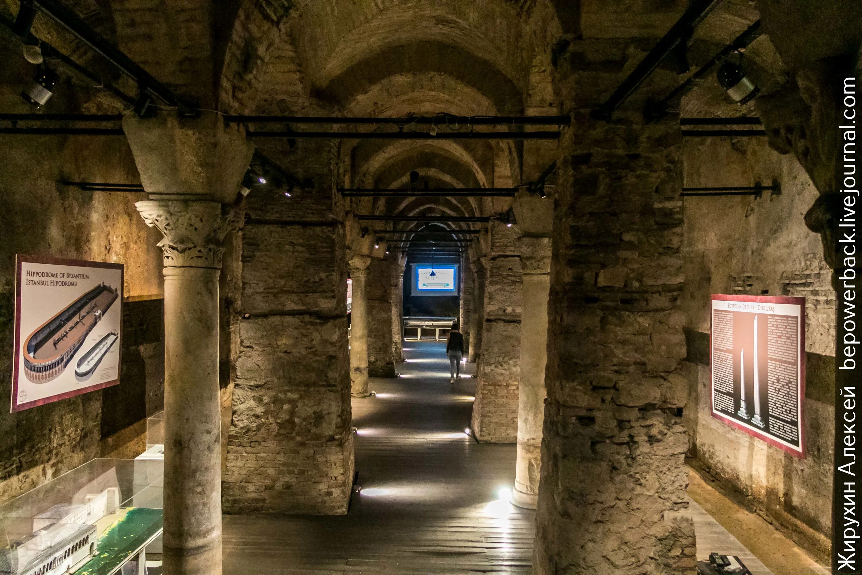 Комната цистерна. Гуммированная цистерна. Комната цистерна. Бункер для подземной емкости. Цистерна 50929546.