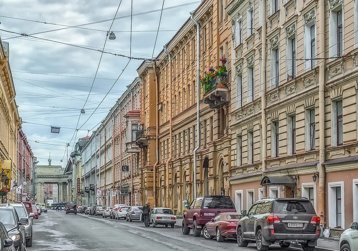 Санкт-Петербург улицы. Улица с домами Питер. Улицы Питера сейчас. Санкт-Петербург дома и улицы.