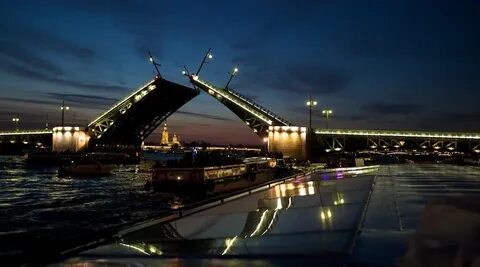 Ночные прогулки по разводным мостам