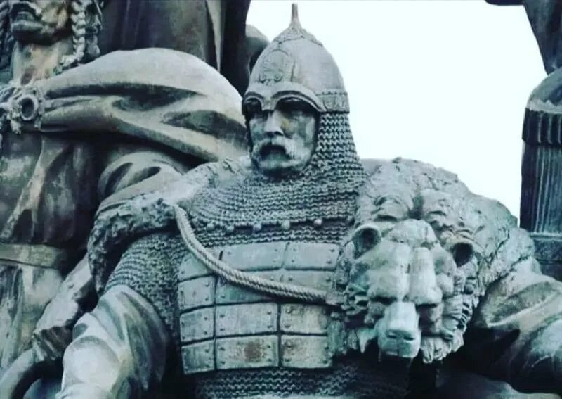 Кия щека и хорива. Символ киева памятник. Князь основатель киева. Кий щек хорив и лыбедь. Полянский князь кий.