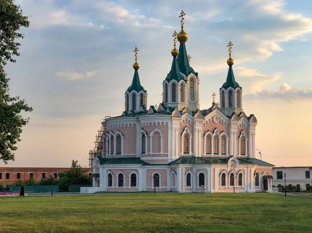 Далматовский мужской монастырь. Далматовский Успенский монастырь. Далматовский монастырь фото. Обои Далматовский монастырь. Фото Далматовский монастырь вечером.