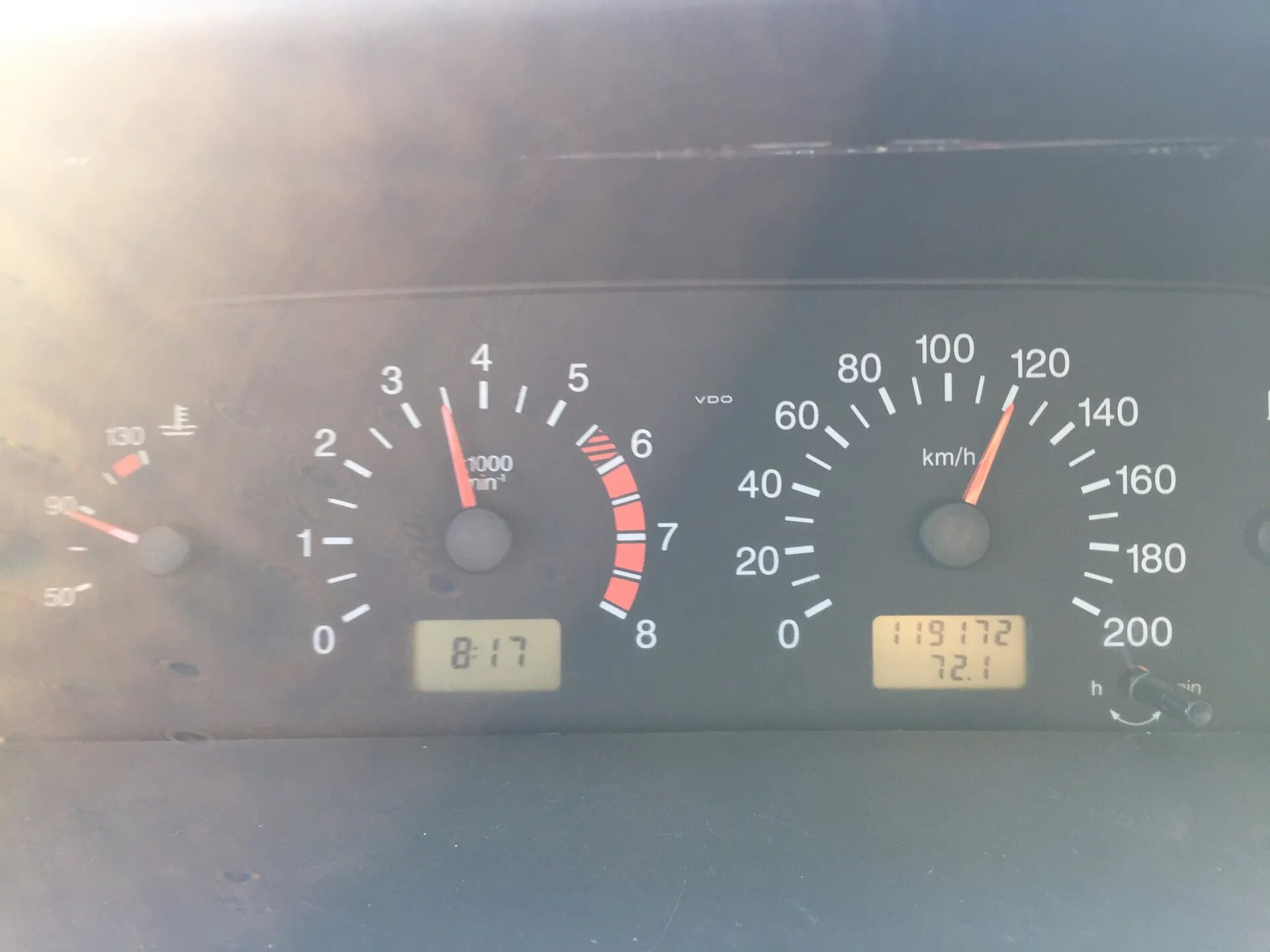 Скорость по тахометру 2107. Обороты 4 5 тысяч. Камри 2. 900 тысяч оборотов. Обороты 4 5 тысяч.