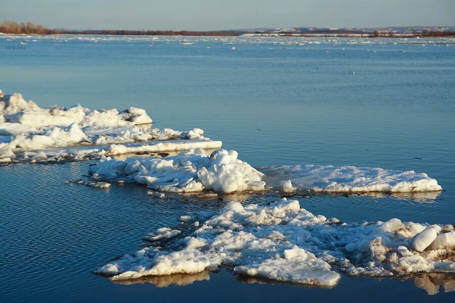Ледоход природное явление. Ледоход предложение. Презентация ледоход для дошкольников. Стих про ледоход. Ледоход на реке.